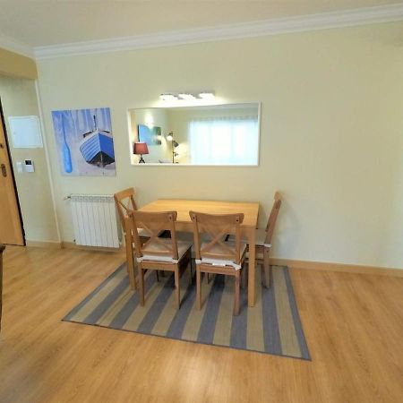 Carnaxide Modern T1 Apartment W Balcony In Carnaxide Oeiras Lisbon Extérieur photo