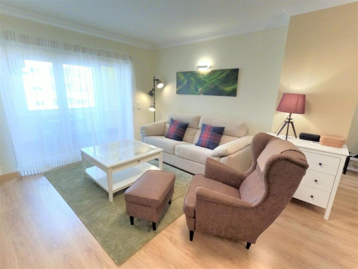 Carnaxide Modern T1 Apartment W Balcony In Carnaxide Oeiras Lisbon Extérieur photo