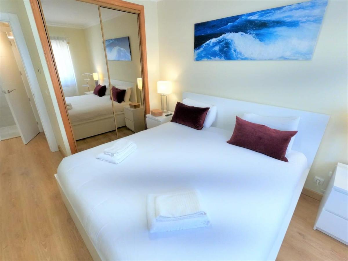 Carnaxide Modern T1 Apartment W Balcony In Carnaxide Oeiras Lisbon Extérieur photo