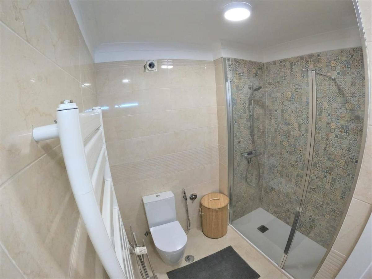 Carnaxide Modern T1 Apartment W Balcony In Carnaxide Oeiras Lisbon Extérieur photo