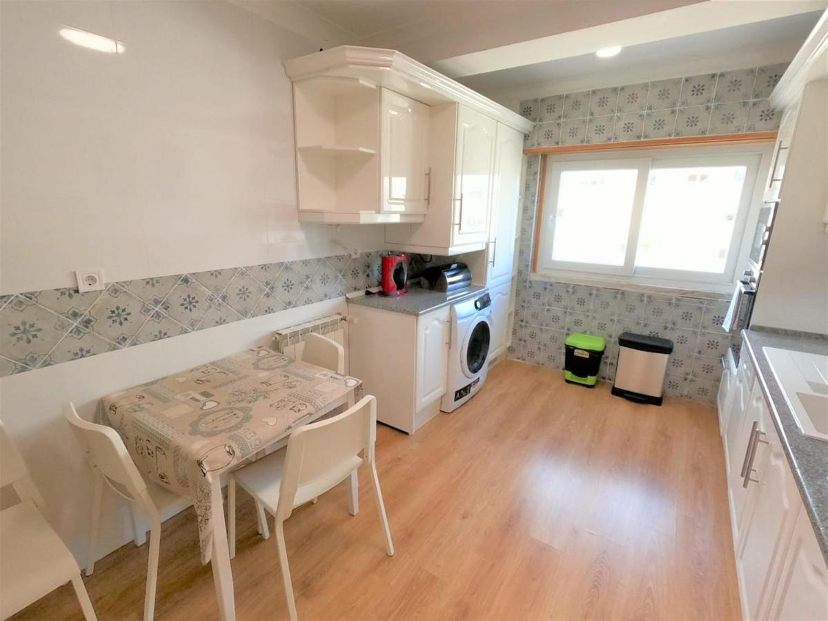 Carnaxide Modern T1 Apartment W Balcony In Carnaxide Oeiras Lisbon Extérieur photo